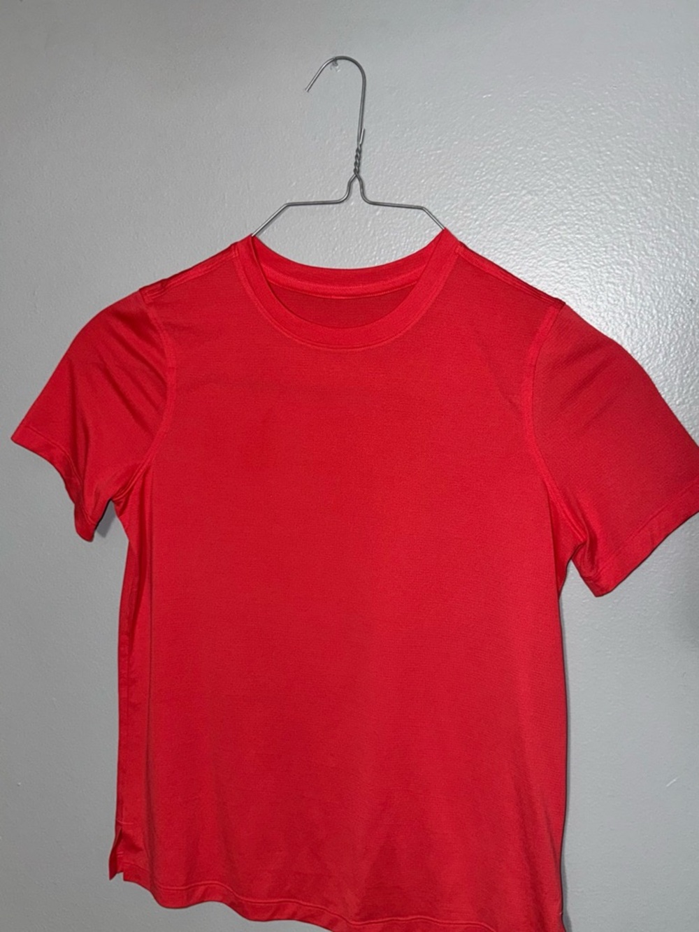 lululemon athletica Red Short Sleeve Tee